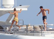 Эдриен Броуди - enjoys a romantic holiday with his new girlfriend Lara Leito on a yacht in the South of France 03.07.2012 (18xHQ) 067c3d200756207