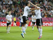 Германия -Греция - на чемпионате по футболу, Евро 2012, 22 июня 2012 (123xHQ) 53899c201612284