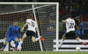 Германия - Нидерланды - на чемпионате по футболу Евро 2012, 9 июня 2012 (179xHQ) 4d4410201648047