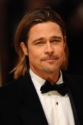 Брэд Питт (Brad Pitt) Orange British Academy Film Awards in London (February 12 2012) - 13xHQ 15b1c9202405557