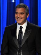 Джордж Клуни (George Clooney) speaks onstage during the 23rd annual Producers Guild Awards in Beverly Hills 21.01.2012 (12xHQ) 73d450202409803