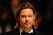 Брэд Питт (Brad Pitt) Orange British Academy Film Awards in London (February 12 2012) - 13xHQ E7146f202405398