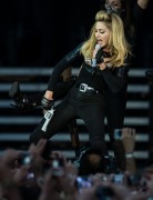 Мадонна (Madonna) performs at the start of the UK leg of her MDNA Tour at Hyde Park on July 17, 2012 in London (27xHQ) 479563203459554